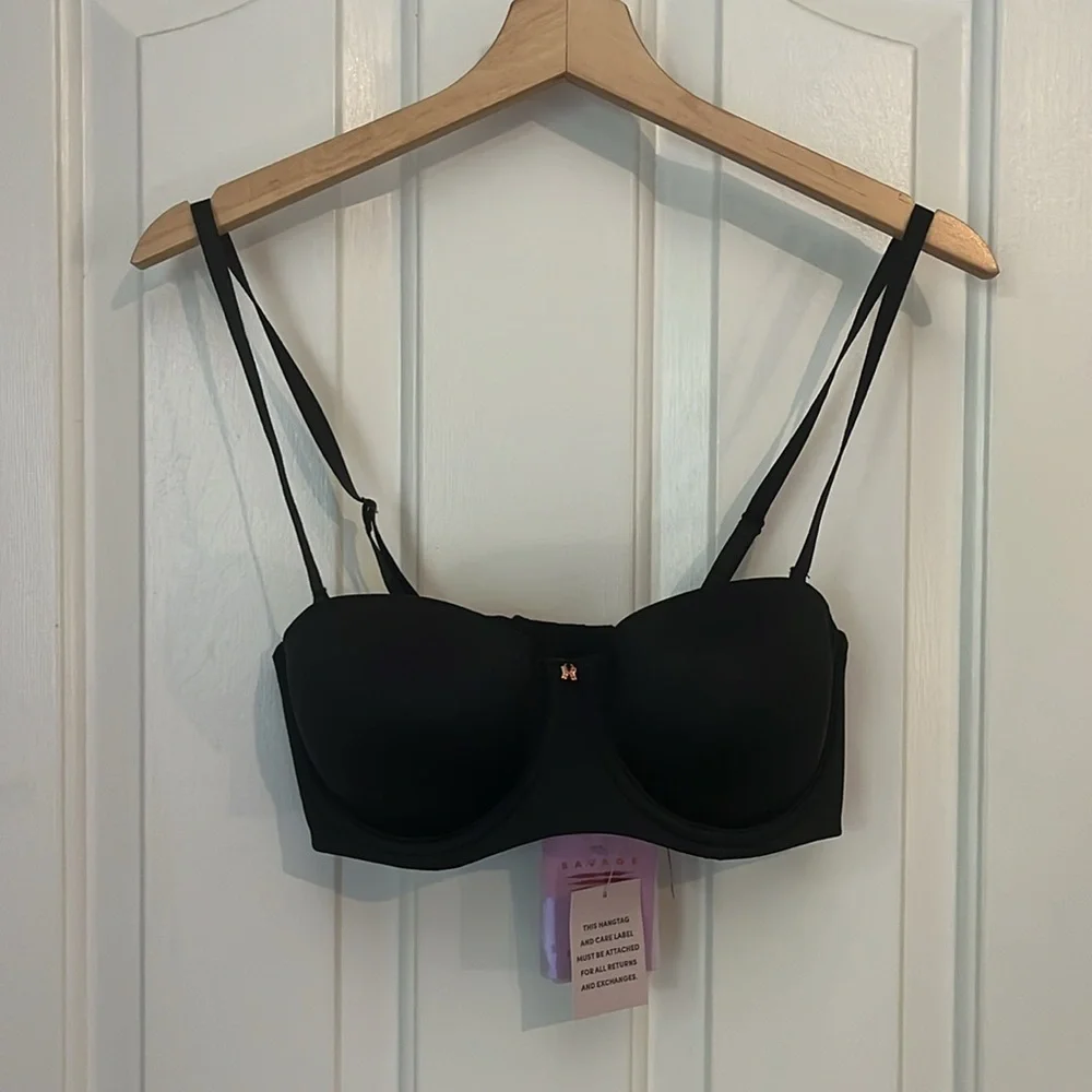 NWT Savage X Fenty by Rihanna‎ | Core Microfiber Bra Removable Straps Black 32D